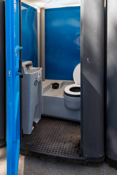 Best Portable toilet rental cost  in Hoxie, KS